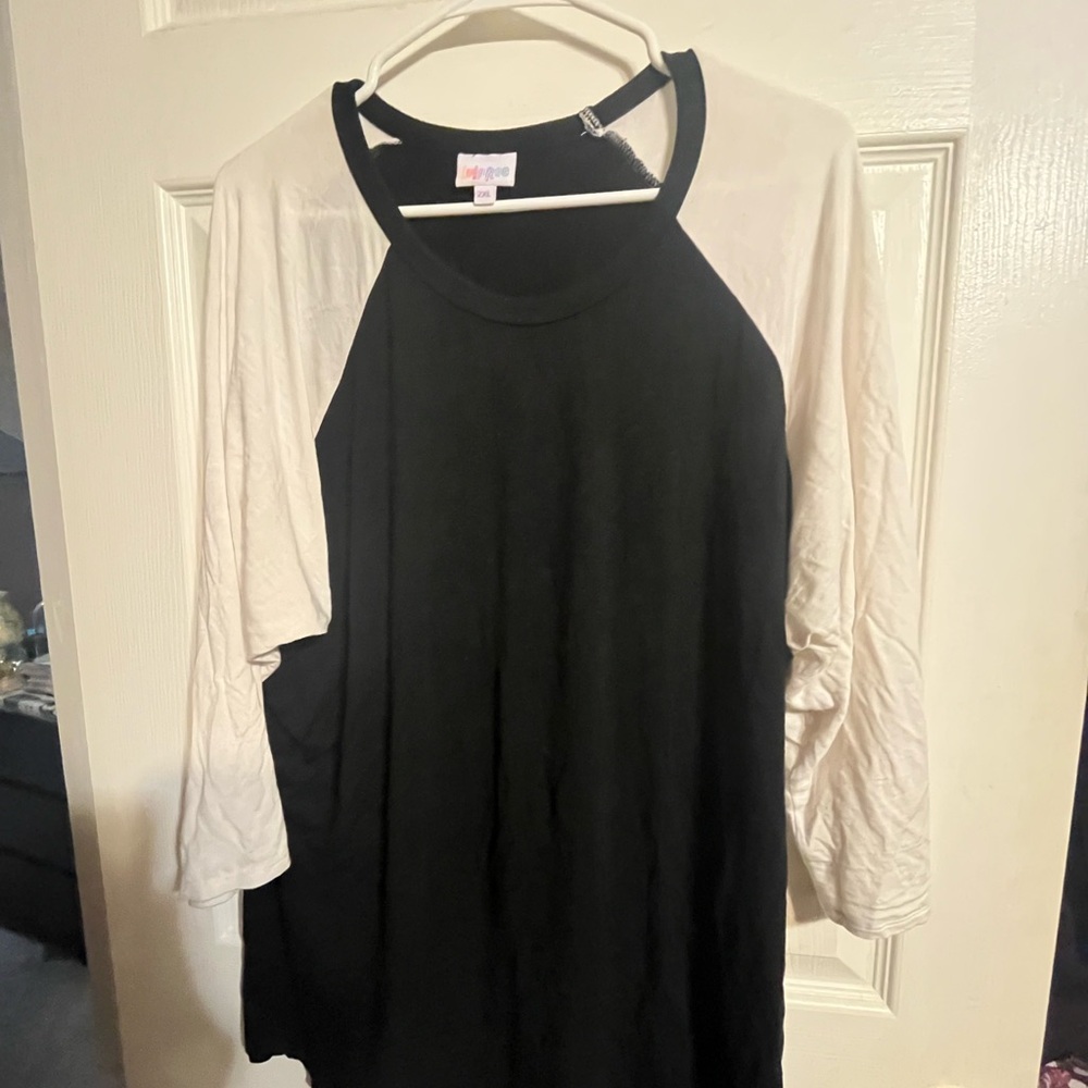 LuLaRoe Black and Cream Long Sleeve Top